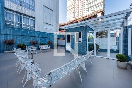 Hall de entrada externo de apartamento para alugar com 2 quartos, 65m² em Gonzaga, Santos