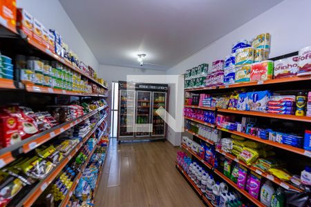 Apartamento à venda com 50m², 2 quartos e 1 vaga Apartamento à venda com 50m², 2 quartos e 1 vagaMini Mercado