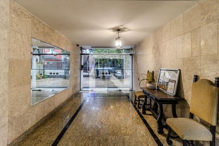 Hall Social de apartamento à venda com 3 quartos, 200m² em Consolação, São Paulo