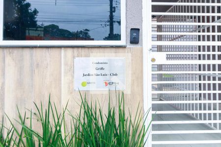 Fachada de apartamento para alugar com 2 quartos, 37m² em Jardim São Luís, São Paulo