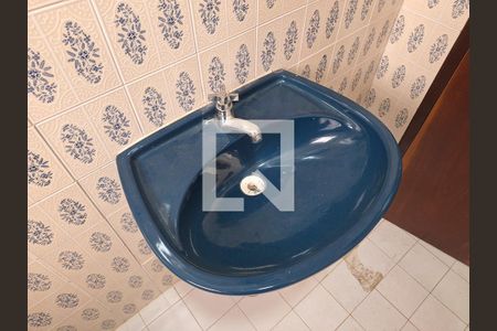 Lavabo Sala de casa para alugar com 3 quartos, 119m² em Vila Guaca, São Paulo
