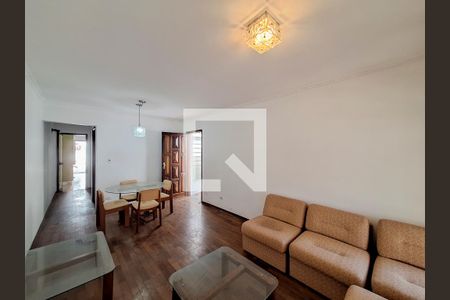 Casa para alugar com 3 quartos, 119m² em Vila Guaca, São Paulo
