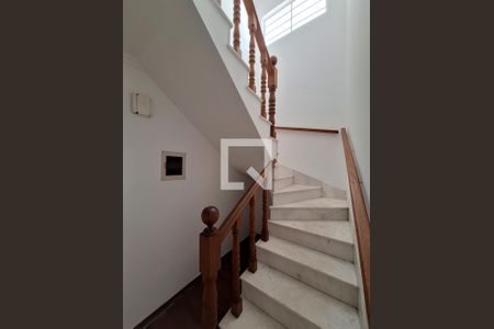 Corredor de casa para alugar com 3 quartos, 119m² em Vila Guaca, São Paulo