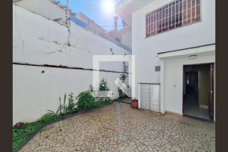 Quintal de casa para alugar com 3 quartos, 119m² em Vila Guaca, São Paulo