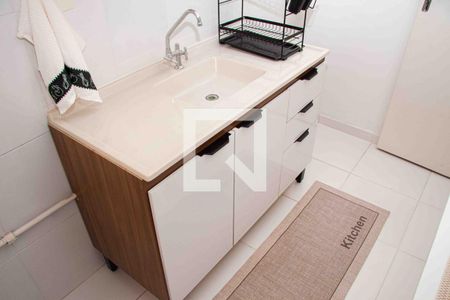 Cozinha de apartamento para alugar com 2 quartos, 44m² em Água Branca, São Paulo