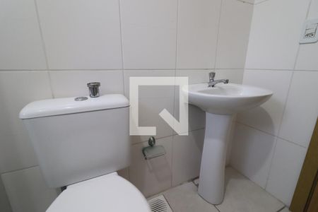 Banheiro de apartamento à venda com 2 quartos, 71m² em Liberdade, Novo Hamburgo