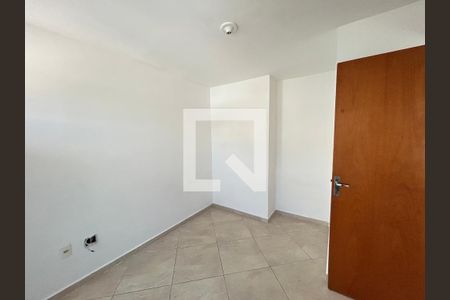 Quarto 1 de casa para alugar com 3 quartos, 80m² em Bento Ribeiro, Rio de Janeiro