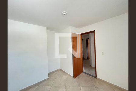 Quarto 1 de casa para alugar com 3 quartos, 80m² em Bento Ribeiro, Rio de Janeiro