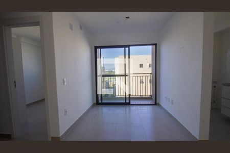 Sala de apartamento para alugar com 2 quartos, 50m² em Recreio dos Bandeirantes, Rio de Janeiro