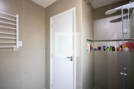 Banheiro de apartamento à venda com 2 quartos, 98m² em Vila Alzira, Santo André