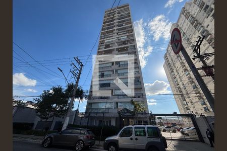 Fachada de apartamento para alugar com 2 quartos, 46m² em Vila Invernada, São Paulo