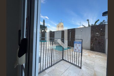 Piscina de apartamento para alugar com 2 quartos, 46m² em Vila Invernada, São Paulo