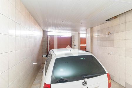 Garagem de casa à venda com 3 quartos, 150m² em Cidade Antônio Estêvão de Carvalho, São Paulo