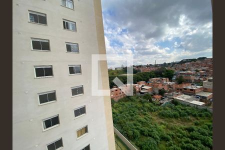 Vista Sala e Cozinha de apartamento para alugar com 2 quartos, 32m² em Vila Maria, Guarulhos