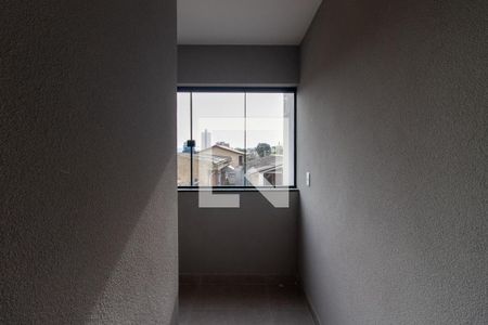 Corredor de apartamento à venda com 2 quartos, 43m² em Vila Medeiros, São Paulo
