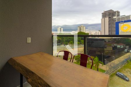Varanda de kitnet/studio à venda com 1 quarto, 28m² em Jardim das Acacias, São Paulo