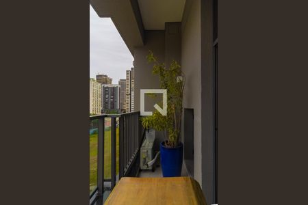 Varanda de kitnet/studio para alugar com 1 quarto, 28m² em Jardim das Acacias, São Paulo