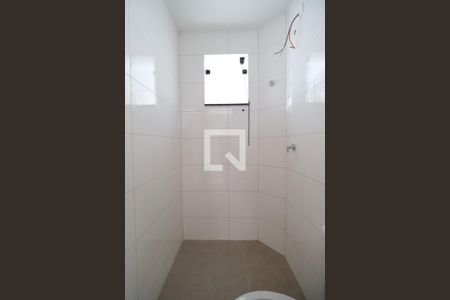 Banheiro de apartamento à venda com 2 quartos, 43m² em Vila Medeiros, São Paulo