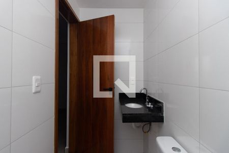 Banheiro de apartamento à venda com 2 quartos, 70m² em Vila Medeiros, São Paulo