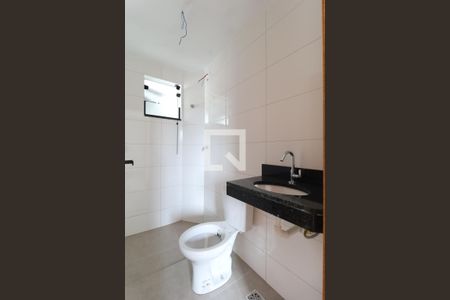 Banheiro de apartamento à venda com 2 quartos, 75m² em Vila Medeiros, São Paulo