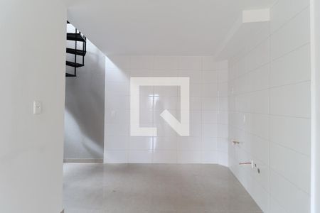 Cozinha de apartamento à venda com 2 quartos, 75m² em Vila Medeiros, São Paulo