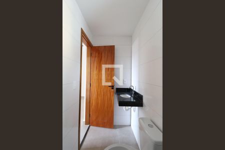 Banheiro de apartamento à venda com 2 quartos, 43m² em Vila Medeiros, São Paulo