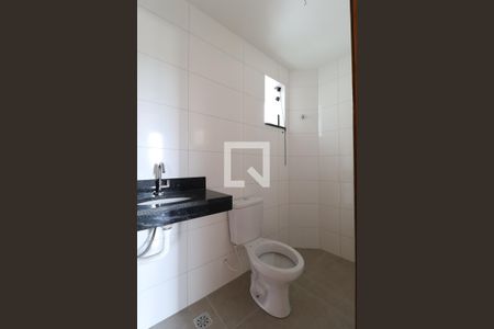 Banheiro de apartamento à venda com 2 quartos, 43m² em Vila Medeiros, São Paulo