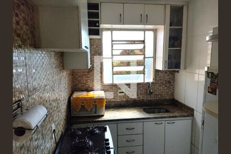 Cozinha  de apartamento à venda com 3 quartos, 75m² em Eldorado, Contagem