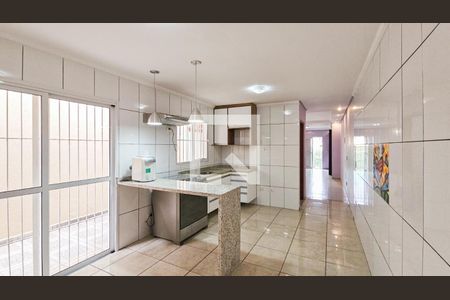 Cozinha de casa à venda com 2 quartos, 172m² em Cipava, Osasco