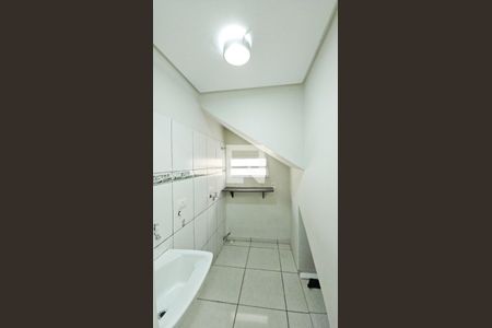 Área de serviço de casa à venda com 2 quartos, 172m² em Cipava, Osasco