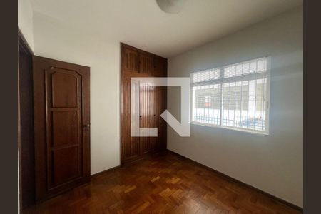 Apartamento à venda com 4 quartos, 130m² em Carmo, Belo Horizonte