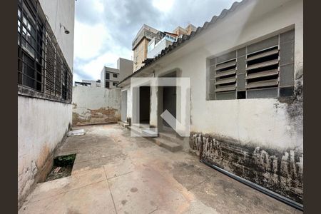 Casa à venda com 228m², 5 quartos e 4 vagas