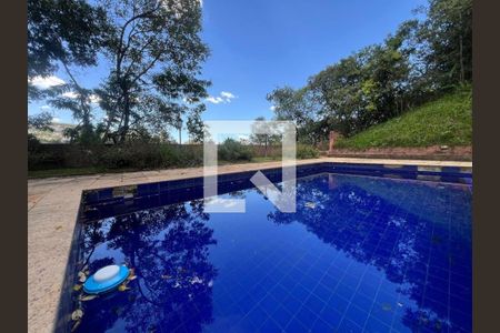 Casa de condomínio à venda com 300m², 4 quartos e 4 vagas