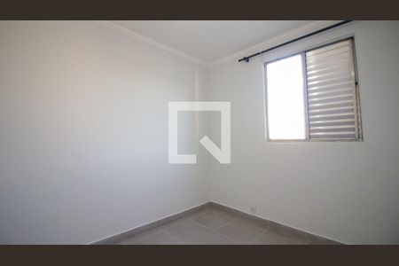 Quarto 2 de apartamento para alugar com 2 quartos, 49m² em Jardim Três Marias, São Paulo