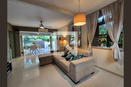 Sala de casa de condomínio à venda com 3 quartos, 180m² em Vargem Grande, Rio de Janeiro