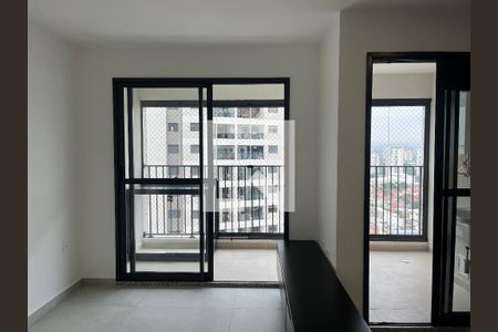 Sala de apartamento para alugar com 2 quartos, 55m² em Vila Anastácio, São Paulo