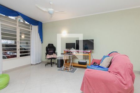 Sala de casa à venda com 4 quartos, 170m² em Parque Colonial, São Paulo