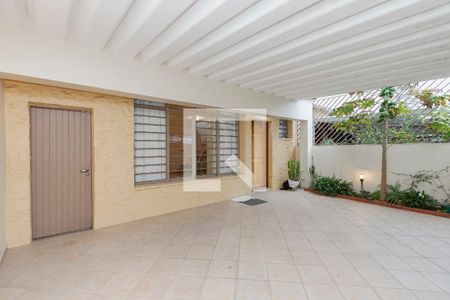 Garagem de casa à venda com 4 quartos, 170m² em Parque Colonial, São Paulo
