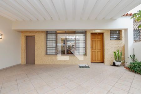 Garagem de casa à venda com 4 quartos, 170m² em Parque Colonial, São Paulo