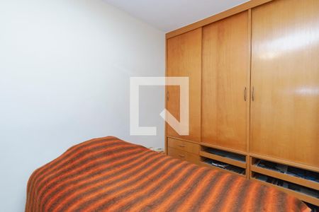 Quarto 1 de casa à venda com 4 quartos, 170m² em Parque Colonial, São Paulo