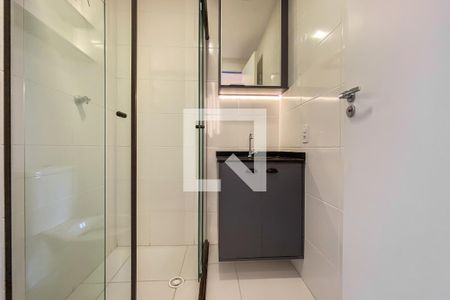 Banheiro de apartamento para alugar com 1 quarto, 27m² em Vila Dom Pedro I, São Paulo