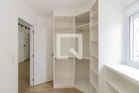 Quarto  de apartamento para alugar com 2 quartos, 68m² em Jardim Flor da Montanha, Guarulhos