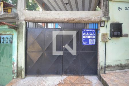 Placa de casa para alugar com 1 quarto, 82m² em Santo Antonio da Prata, Belford Roxo