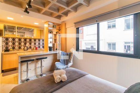 Sala/Quarto de apartamento à venda com 1 quarto, 25m² em Farroupilha, Porto Alegre