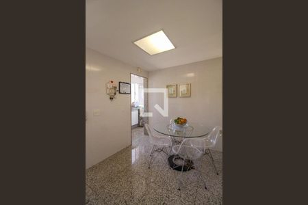 Apartamento à venda com 4 quartos, 210m² em Belvedere, Belo Horizonte