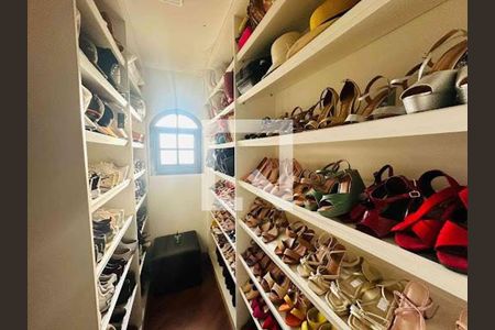 Casa à venda com 3 quartos, 226m² em Vila Guilhermina, São Paulo