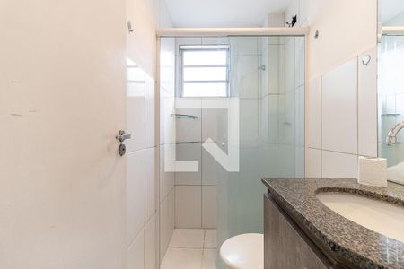 Banheiro de apartamento para alugar com 1 quarto, 40m² em Vila Moraes, São Paulo