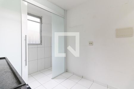 Cozinha de apartamento para alugar com 1 quarto, 40m² em Vila Moraes, São Paulo