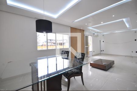 Sala de casa para alugar com 4 quartos, 700m² em Vila Medeiros, São Paulo