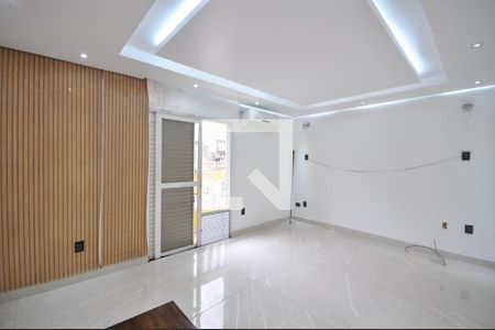 Sala de casa para alugar com 4 quartos, 700m² em Vila Medeiros, São Paulo